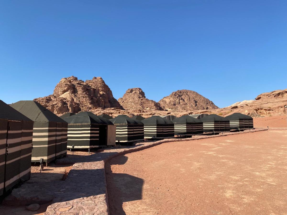 Wadi Rum Bedouin Tour With A Camp Экстерьер фото